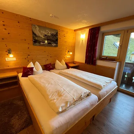 شقة Apartmenthaus Innerkratzerhof