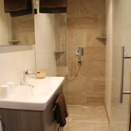 Apartmenthaus Innerkratzerhof * Prägraten