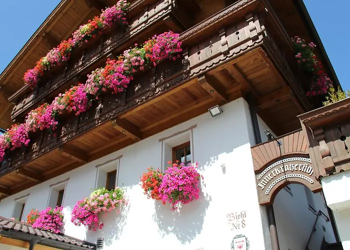 Apartmenthaus Innerkratzerhof 公寓 Prägraten