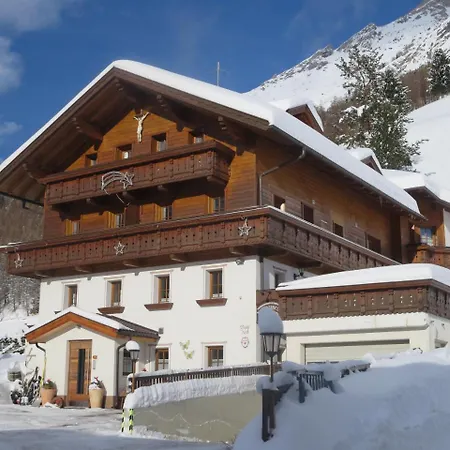 Apartmenthaus Innerkratzerhof 아파트