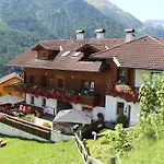 Apartmenthaus Innerkratzerhof Apartament Prägraten
