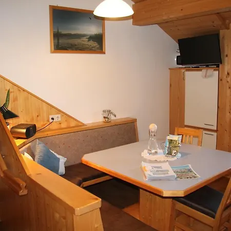 Apartmenthaus Innerkratzerhof * Pragraten
