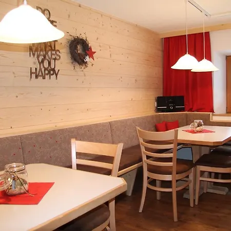 Apartmenthaus Innerkratzerhof Apartment Pragraten